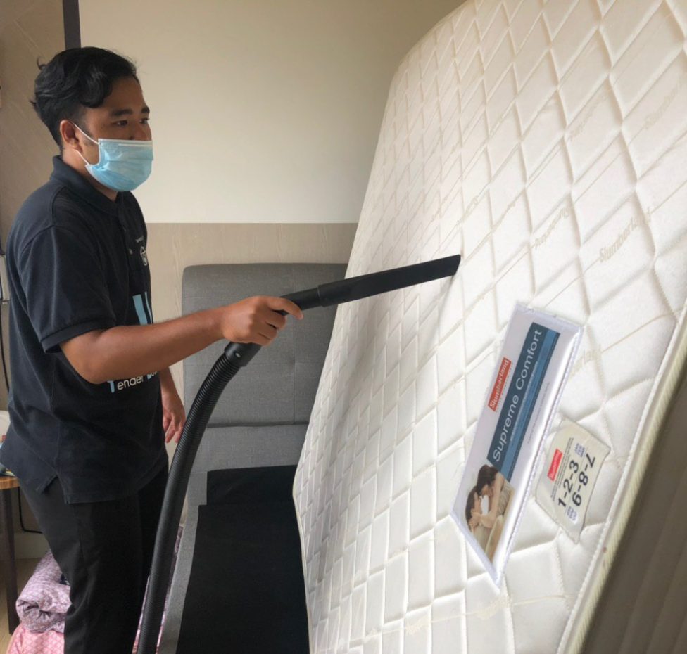 photo6235484927252605902